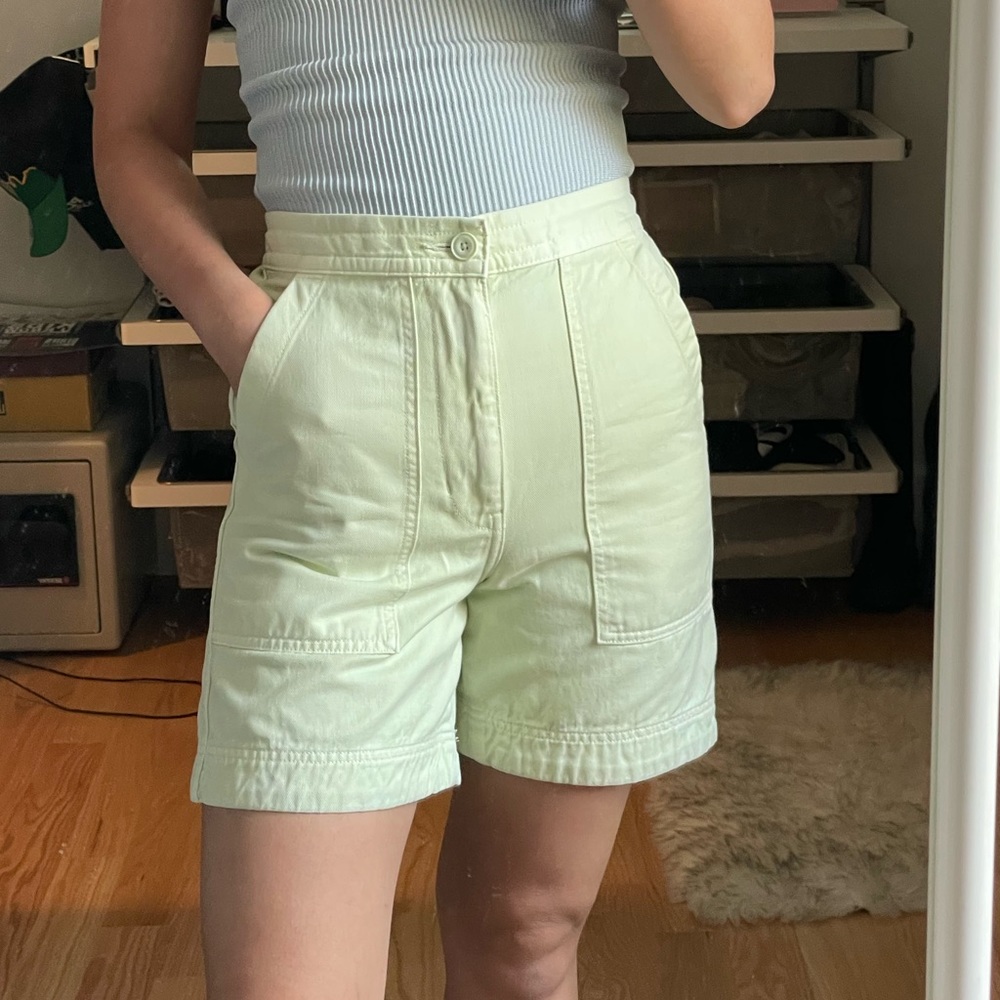 Uniqlo like green Bermuda shorts